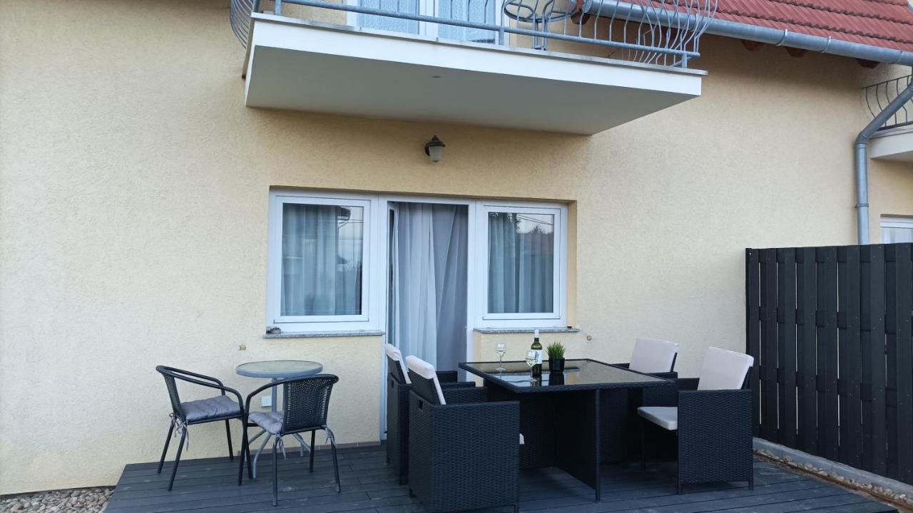 Bbbb Resort Apartman زلاكاروس المظهر الخارجي الصورة